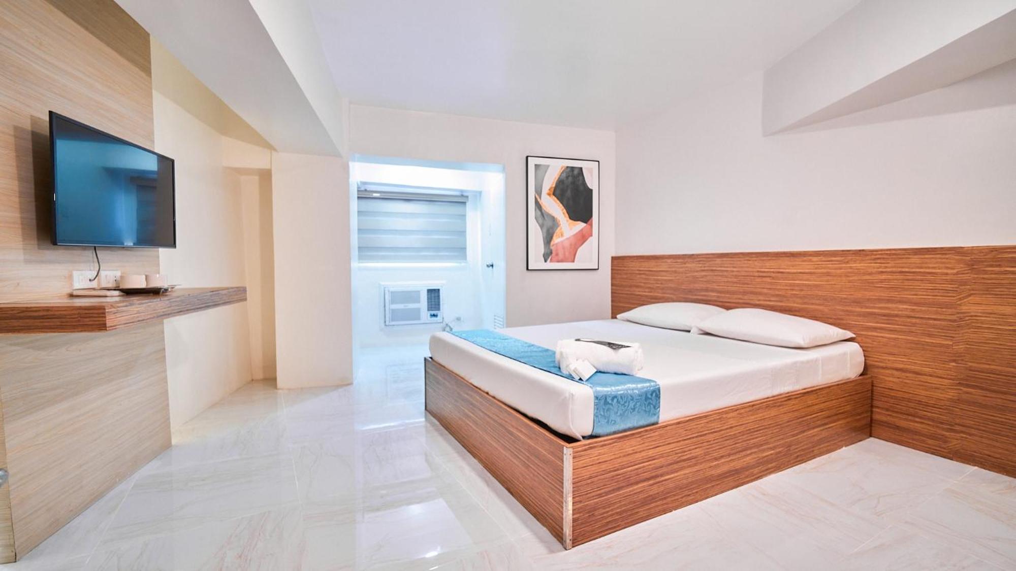 Circuit Hostel Makati City Luaran gambar
