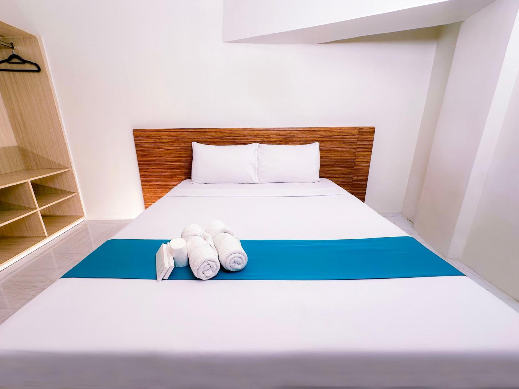 Circuit Hostel Makati City Luaran gambar
