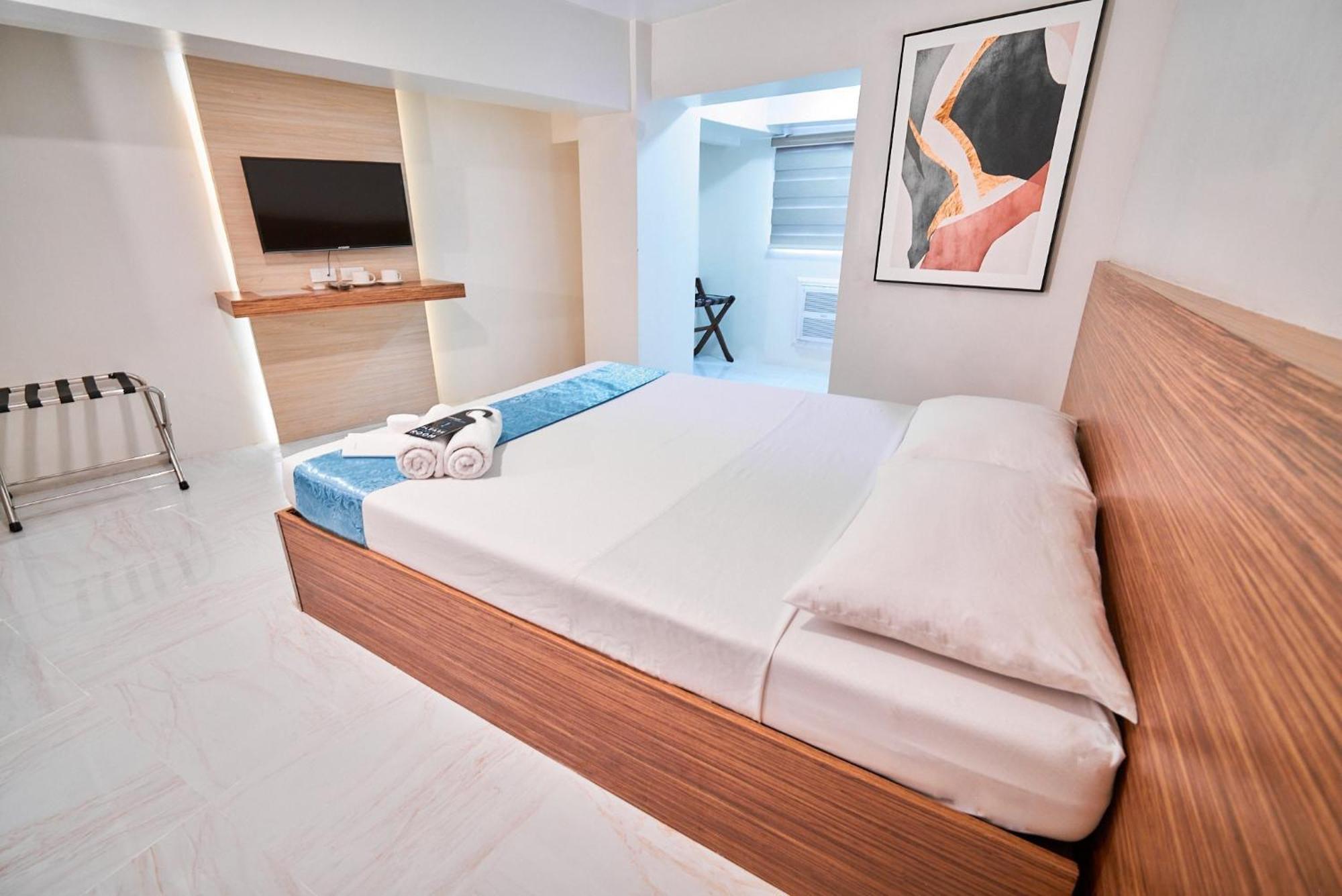 Circuit Hostel Makati City Luaran gambar