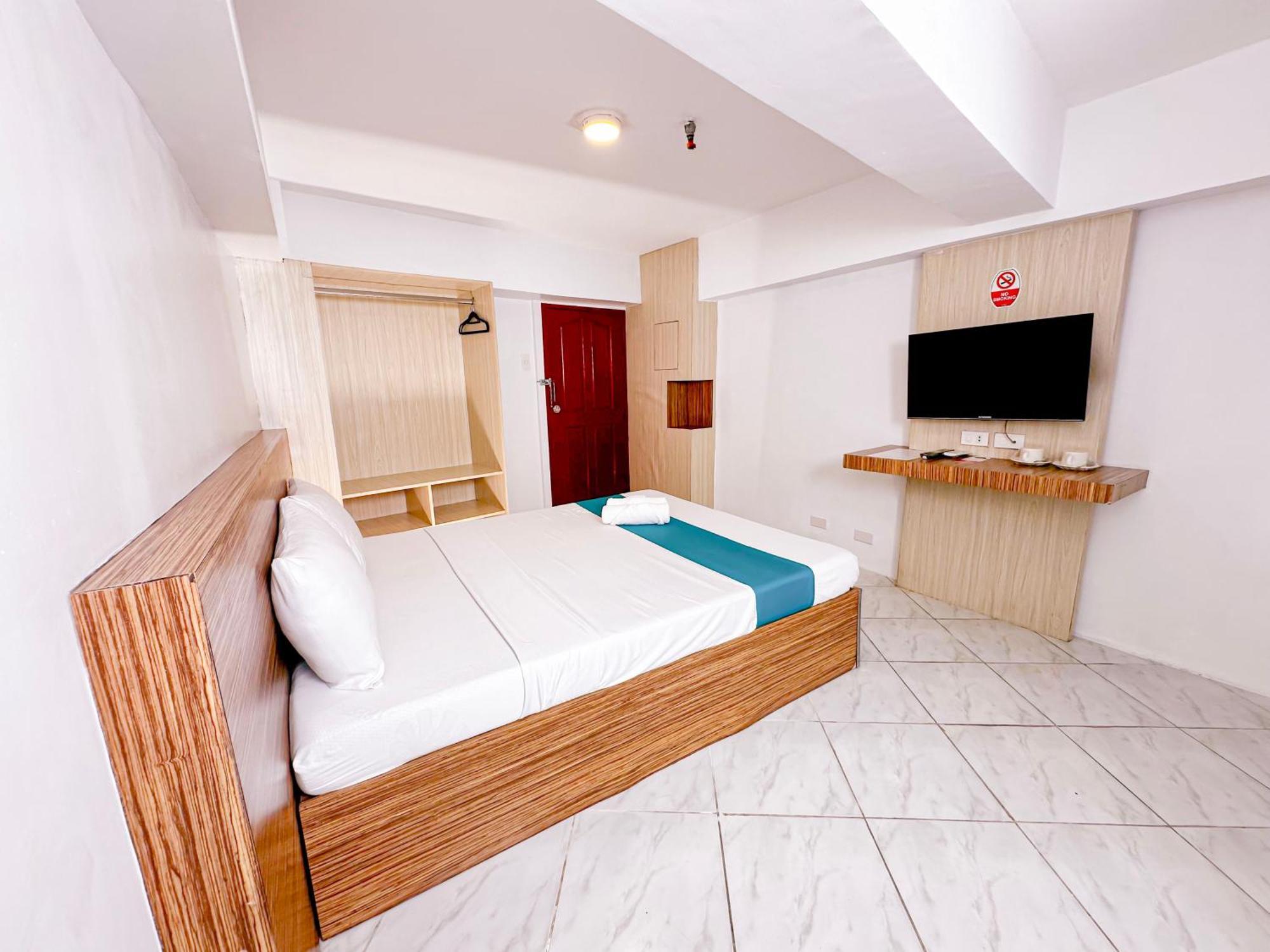 Circuit Hostel Makati City Luaran gambar